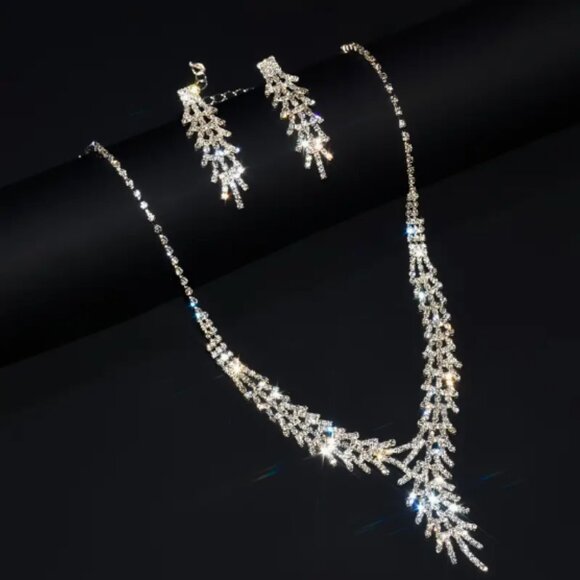 🍏50% OFF/3+...Elegant Rhinestone Earrings/Necklace Set - Picture 5 of 9